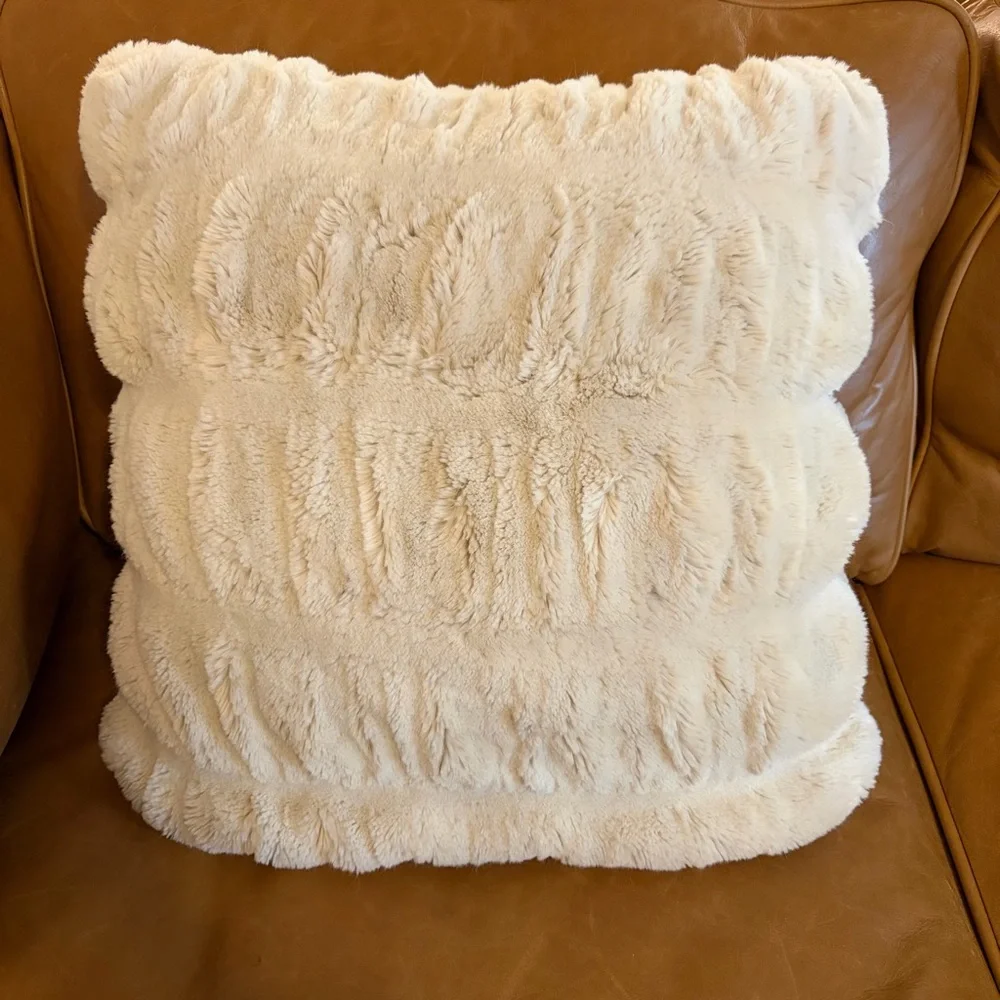 Pottery Barn 18” Square Faux Fur Ruched Ivory Pillow Cover